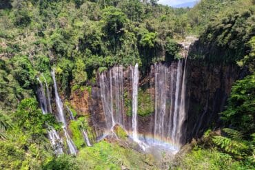 Temukan Keindahan Ajaib Tumpak Sewu, 'Seribu Air Terjun' Indonesia