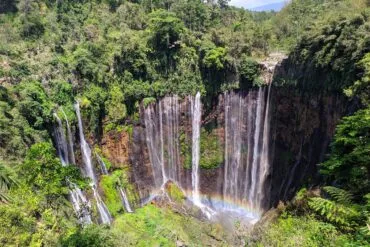 Temukan Keindahan Ajaib Tumpak Sewu, 'Seribu Air Terjun' Indonesia